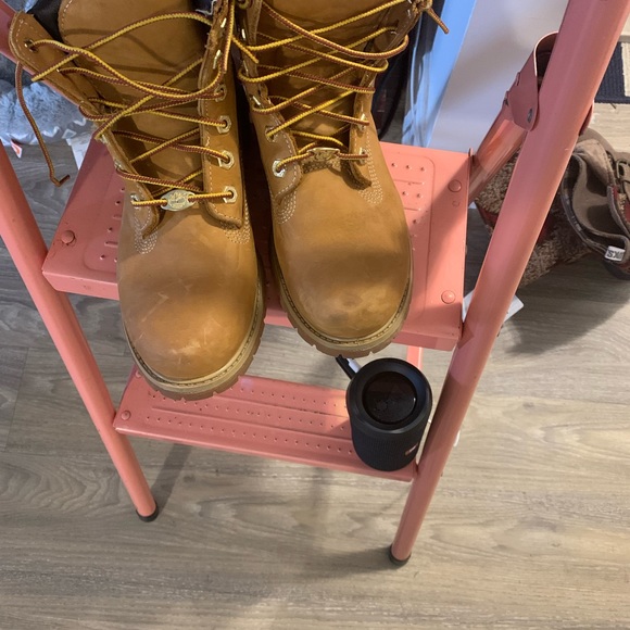 Size 7.5 like new authentic Original Timberland boots 🥾 - Picture 2 of 9